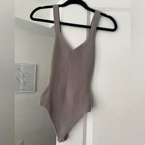 Abercrombie ribbed knit sweetheart bodysuit